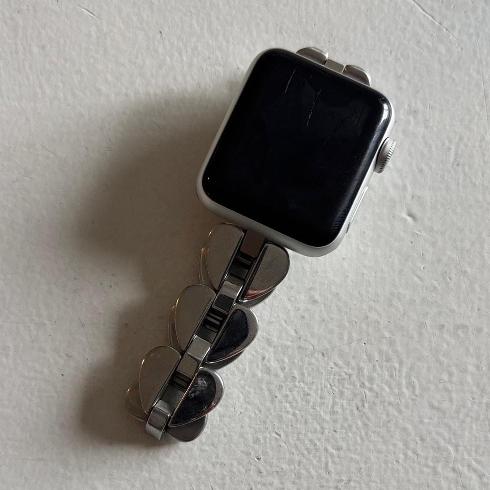 Kate Spade Silver Stainless Steel Heart Link Apple Watch band